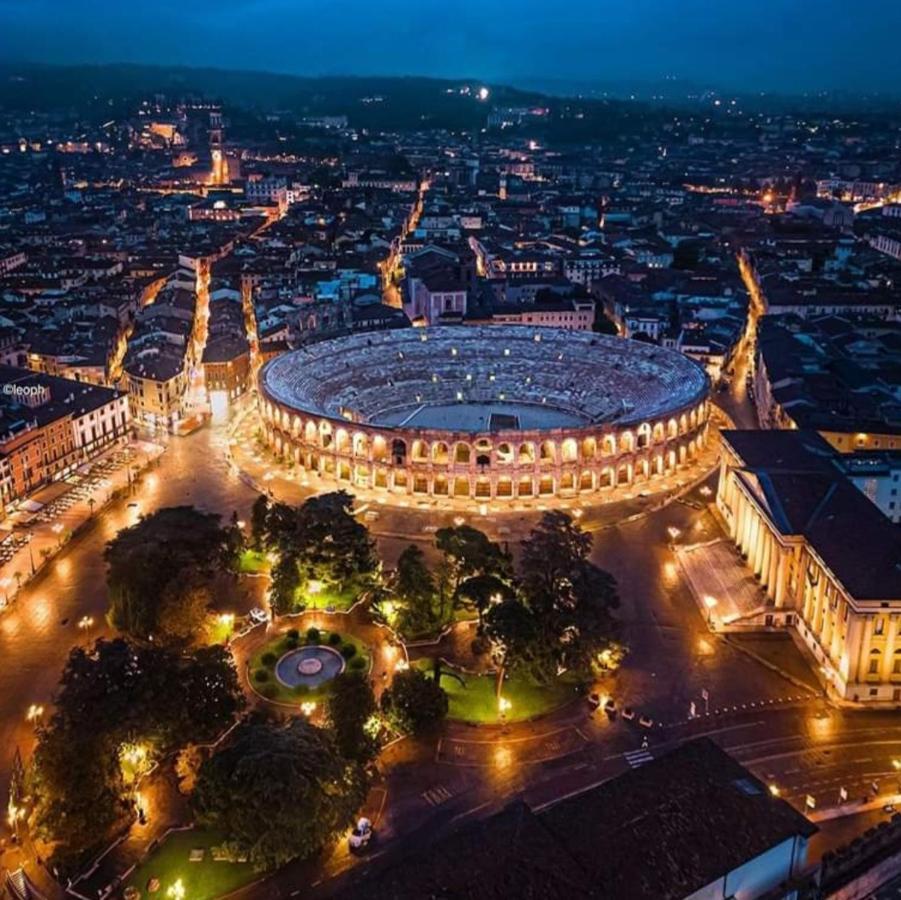 Appartamento Vicino Al Centro Adigeo E Fiera Βερόνα Εξωτερικό φωτογραφία